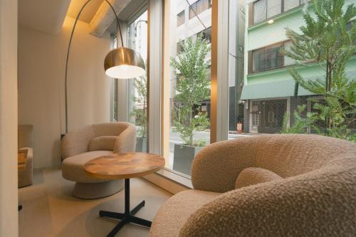 Hotel ON OFF