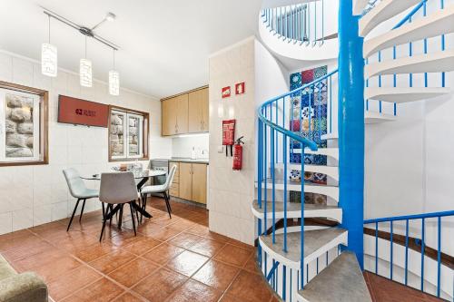 GuestReady - Choose Porto and Its Charm!
