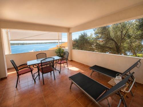 Rab Pandelo Apartmani