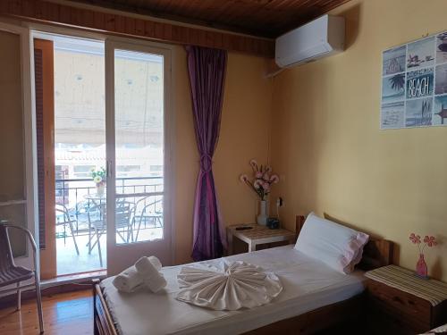 Diogenis flat apartment 70m2 near town center