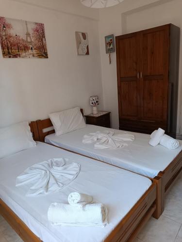Diogenis flat apartment 70m2 near town center