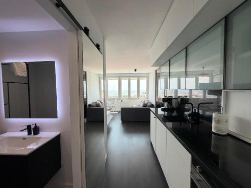 Casa Dalias II - Sea View Studio Downtown