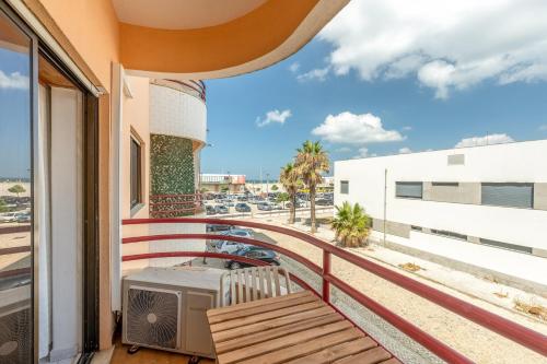 GuestReady - Deluxe home with terrace in Caparica