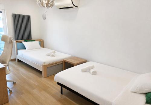 Poseidon Sea View Suite, 3BR, 100m from beach