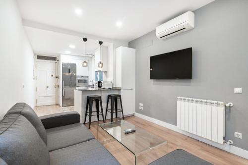 Velazquez Suites Executive 2BR Apartment ALQUILER TEMPORAL