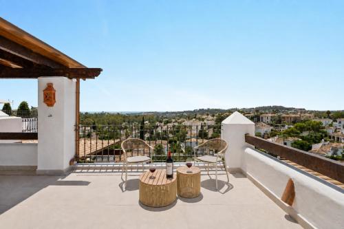 Golf Valley Penthouse Rooftop Jacuzzi & Sea View