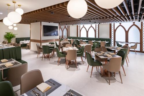 Grand Millennium Al Haram Hotel