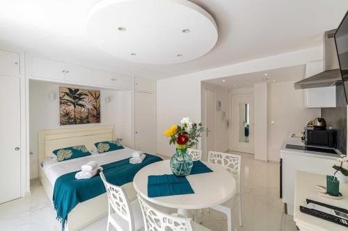 Charming Studio Near Cannes Centre