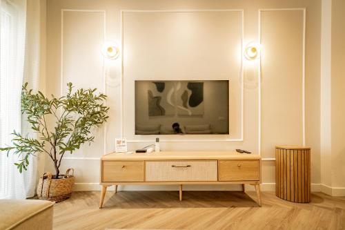 Homey luxury 2 bedroom apartment