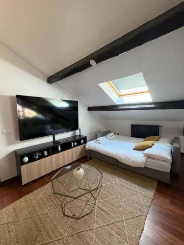 Garibaldi Sunset Loft & Terrace
