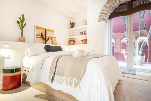 Peaceful 4BR Townhouse with Rooftop Terrace REMS