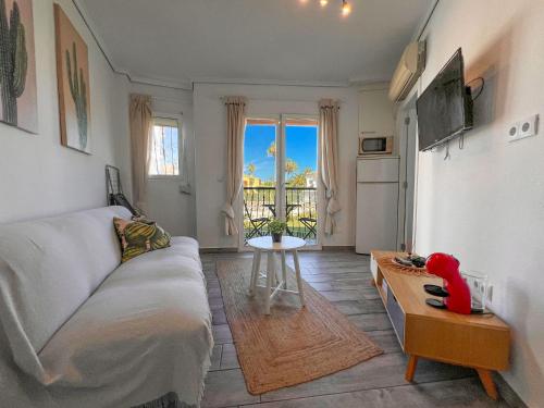 El estudio de Rocío con piscina y a un paso de la playa en Denia