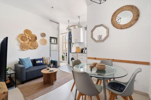 Barceloneta 2BR Balcony Near the Beach