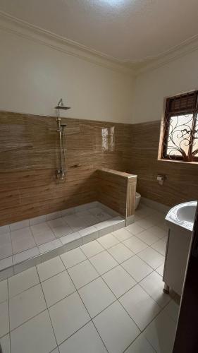 a bathroom with a shower and a sink at Lorycon 