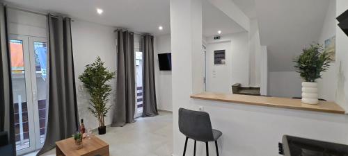Alexandras Maisonette