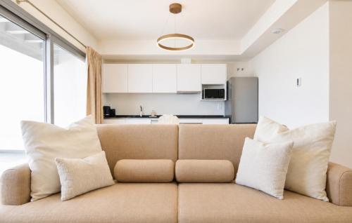 Modern 2 bed Apartment in Habitat Estepona