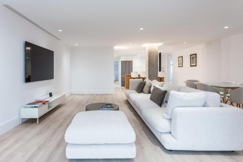 Los Remedios by Home at Homes