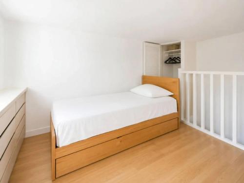 Studio moderne Cannes centre 65 m² balcon