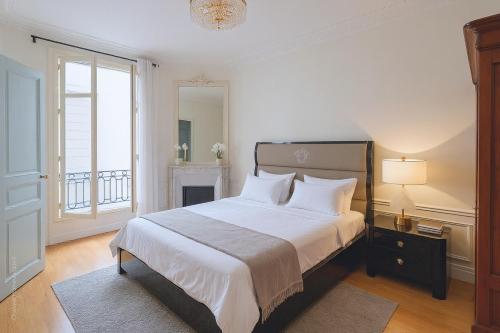 La Perle du 7eme - 110 mètres Carrés - Elégant - 5 personnes - à 200 mètres de la Tour Eiffel
