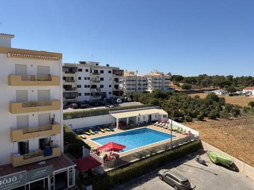 Agua Plaza T2 with Pool & AC