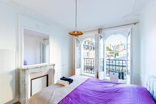Elegant 2BR - Sleeps 6 - Steps from Arc de Triomphe