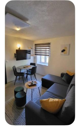 Apartman -A-