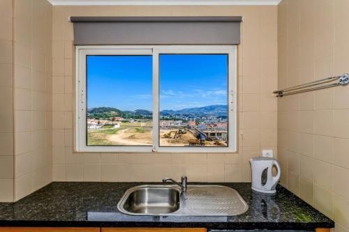 Fogo Mountain View - 3BR, 2WC with sea volcano view