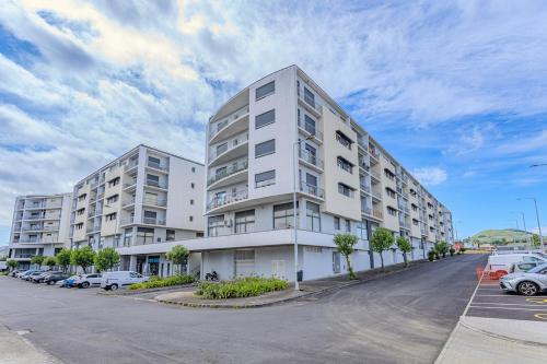 Fogo Mountain View - 3BR, 2WC with sea volcano view