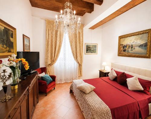 Borgo Ognissanti Central and Charming Location
