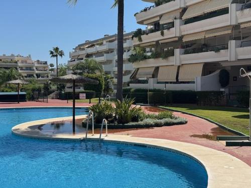Exclusivo Apartamento en Guadalmina Golf y tranquilidad