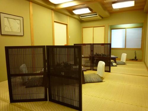 Posezení v ubytování Yudanaka Tawaraya Ryokan