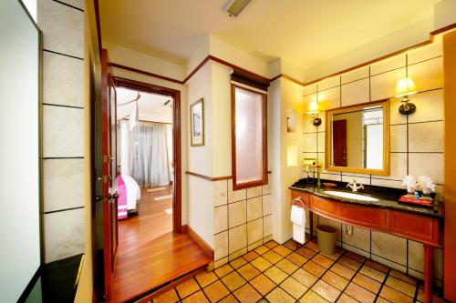 Salle de bains dans l'établissement Lexis Port Dickson