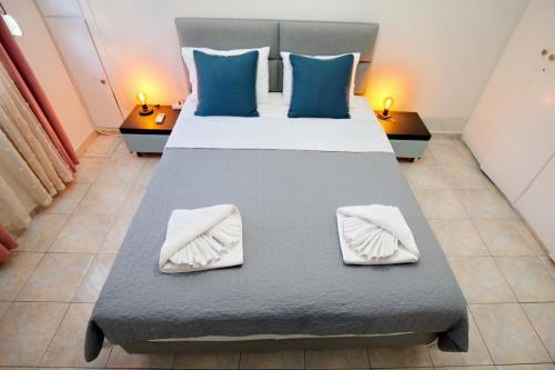Pantheon - A Cozy Nest in the Center of Athens