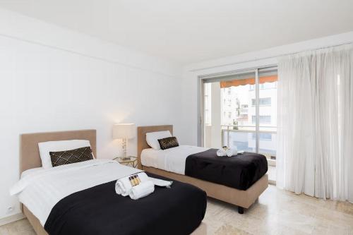 Cannes Two Bedrooms by Sweet Accommodation