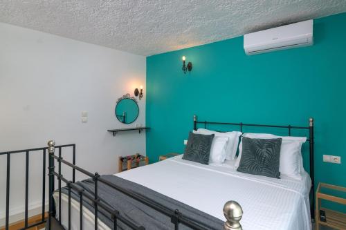 Casa Greca Private Yard, near Old Town, Prime Location