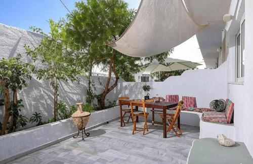 Casa Greca Private Yard, near Old Town, Prime Location