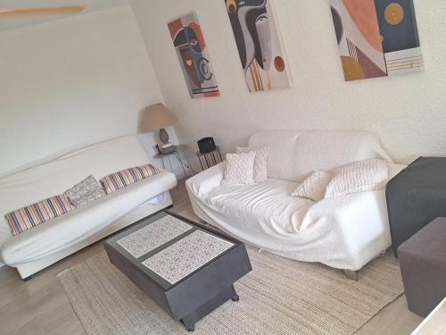 Duplex avec piscine 2 mn de la plage