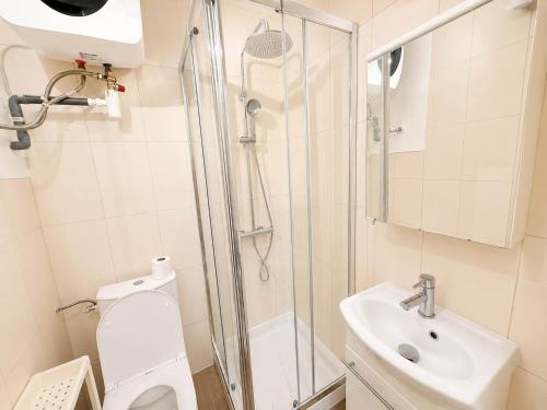 Studio cosy refait a neuf gare du nord paris 10