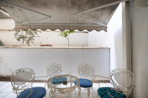 Omirou “Best Kept Secret”