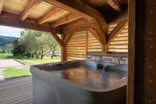 Chalet Marcel Luxury Chalet with Hot Tub Sauna & Forest Setting