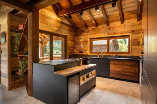 Chalet Marcel Luxury Chalet with Hot Tub Sauna & Forest Setting