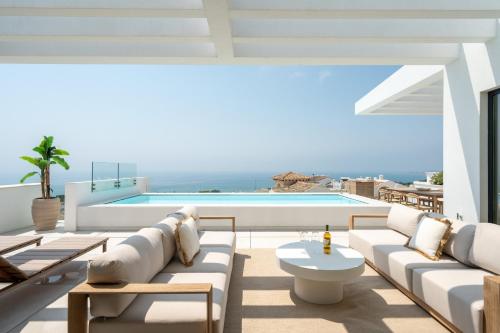 Moana 4 - Luxury Home Private Pool