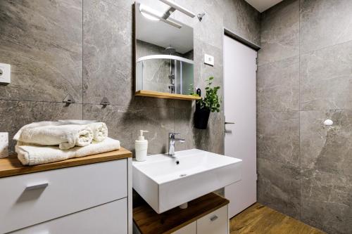 Apartments "I & I"