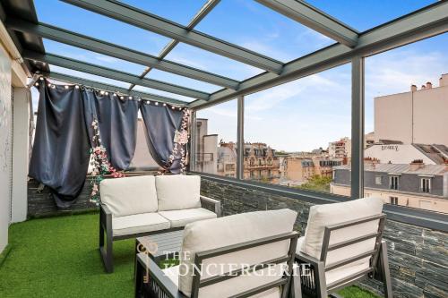 Penthouse de 210m2 comprenant 3 chambres à Paris avec Terrasse et Véranda avec climatisation