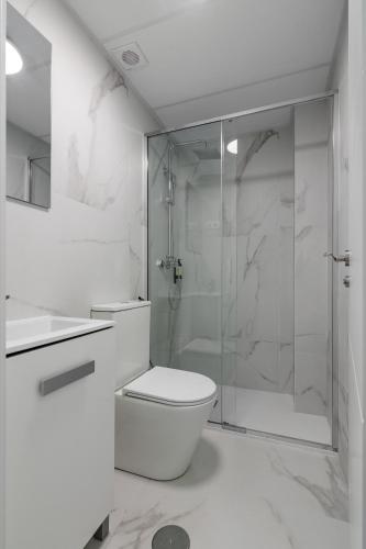 Avenida América Stays - Apartamentos Renovados