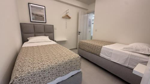 Loutraki Sea Breeze Sunset Apt