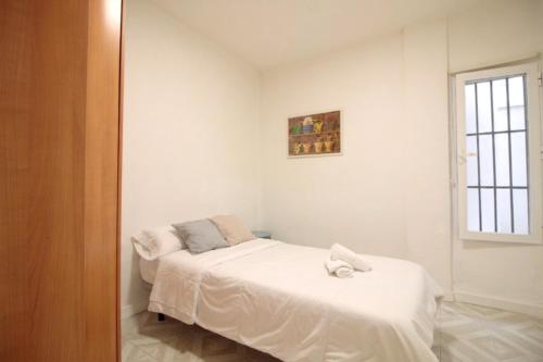 Fray Albino Riverside Apartment