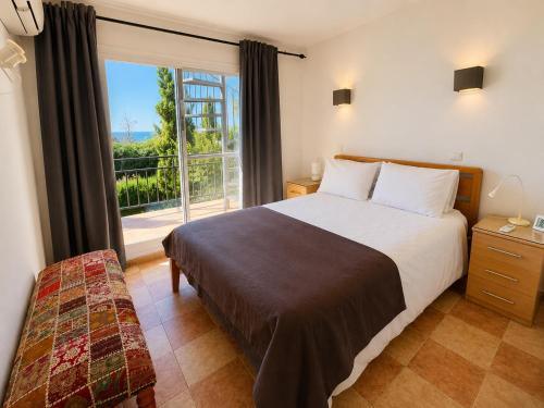 Marbella Beach House with Private Garden in Peaceful Area Close to Everything - Magnolia Properties