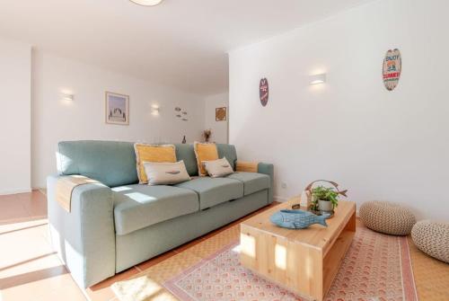 Seabreeze Duplex – Beach & Terrace