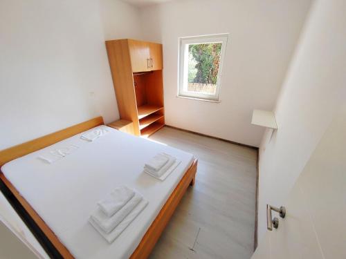 CC Shabay Apartment near Beach